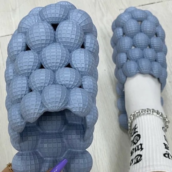 Light Blue Bubble Slides - Picture 4 of 4